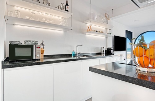 Molinell House | Holiday Home "Denia Beach Lodge" with Sea View, Whirlpool & Wi-Fi