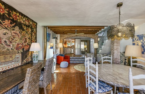 Portlligat House | Holiday Home 'Designer House with Panoramic Views' with Sea View and Air Conditioning
