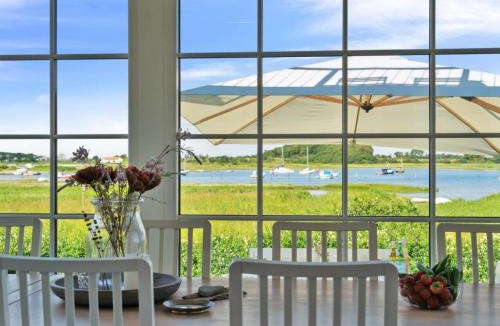 Assens House | Holiday Home Devis - 75m from the sea by Interhome