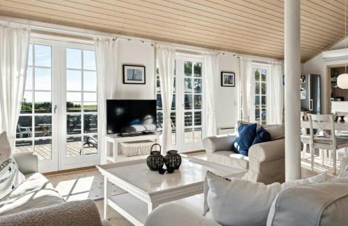 Vejlby Fed House | Holiday Home Dietke - 85m from the sea by Interhome