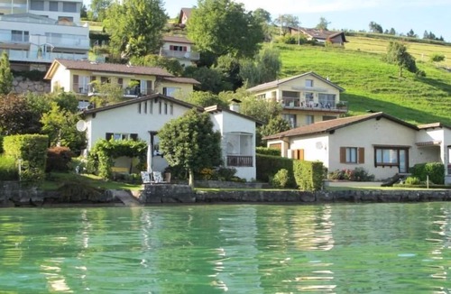 Immensee House | Holiday home directly on Lake Zug