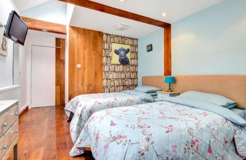 Llandysul House | Holiday Home Domini by Interhome