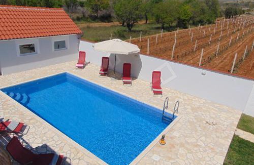 Benkovac House | Holiday Home Donji Lepuri