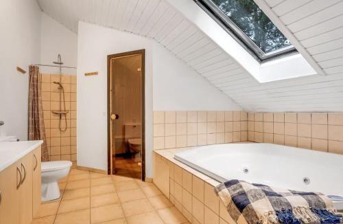 Kramnitse House | Holiday Home Dorde - 600m from the sea by Interhome