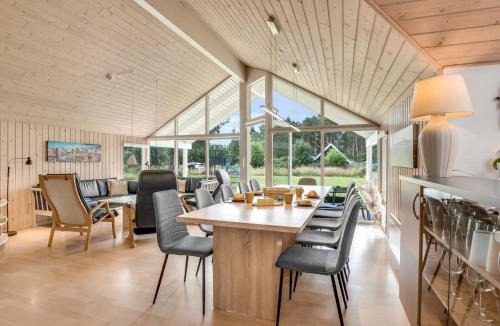 Kramnitse House | Holiday Home Dorde - 600m from the sea by Interhome