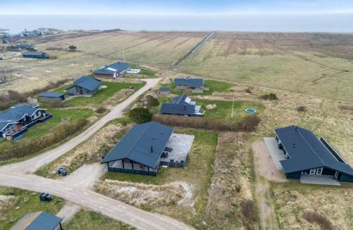 Nørre Lyngvig House | Holiday Home Dorrit - 1-2km from the sea by Interhome