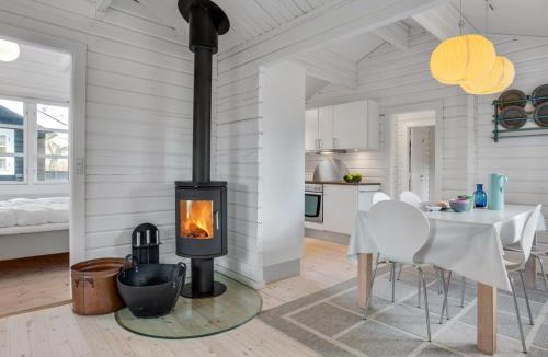 Bratten Strand House | Holiday Home Dorthea - 200m from the sea by Interhome