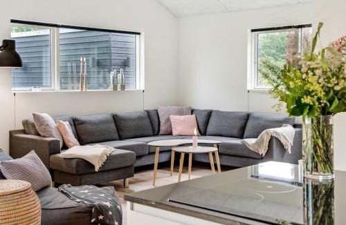 Hornbaek House | Holiday Home Dorthie - 800m from the sea by Interhome