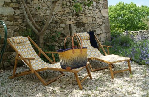 Besignan House | Holiday Home Du Brun by Interhome