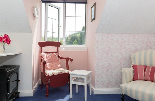 Liskeard House | Holiday Home Ducks Dive by Interhome