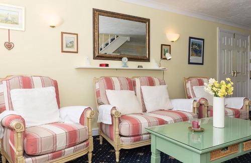 Liskeard House | Holiday Home Ducks Dive by Interhome