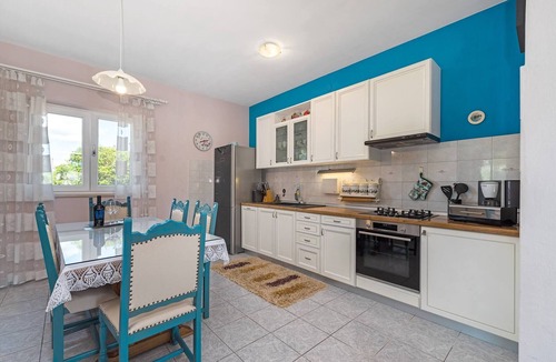 Unesic House | Holiday Home Endi - rural escape with pool
