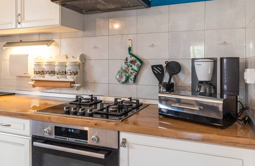 Unesic House | Holiday Home Endi - rural escape with pool