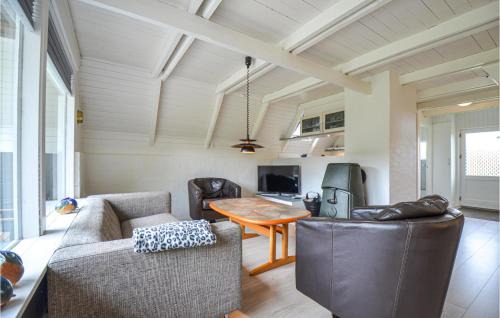 Egsmark Strand House | Holiday Home Ebeltoft - 05