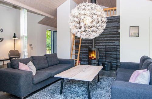 Øksenmølle House | Holiday home Ebeltoft CXLI