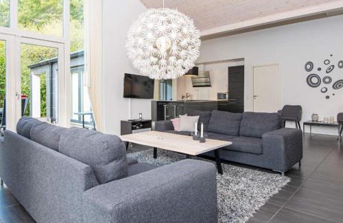 Øksenmølle House | Holiday home Ebeltoft CXLI