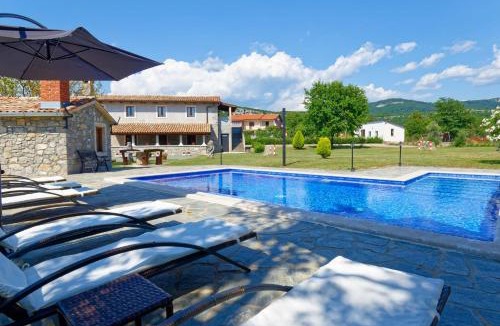 Grabri House | Holiday Home Eda