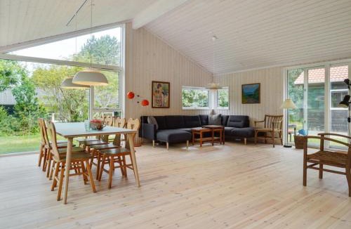 Hoeve Strand House | Holiday Home Efka - 175m from the sea by Interhome