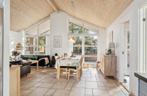 Nordost House | Holiday Home Ehlin - 150m from the sea by Interhome