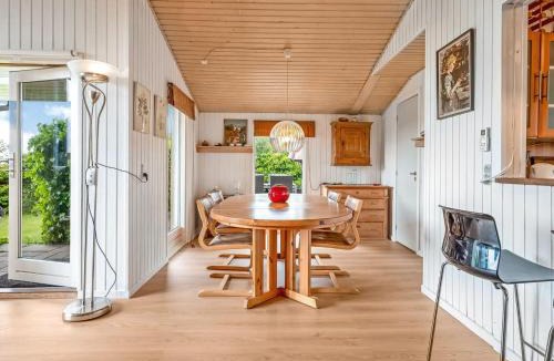 Ronde House | Holiday Home Eilke - 50m from the sea by Interhome