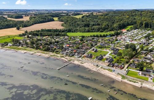 Grønninghoved Strand House | Holiday Home Eino - 30m from the sea by Interhome