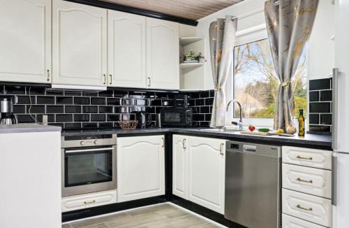 Thyholm House | Holiday Home Elara - 300m from the sea by Interhome