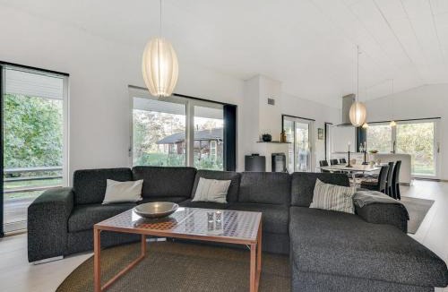 Sødring House | Holiday Home Elfriede - 400m to the fjord by Interhome