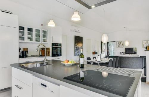 Sødring House | Holiday Home Elfriede - 400m to the fjord by Interhome