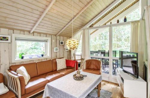 Skygge House | Holiday Home Ellica - 50km from the sea by Interhome