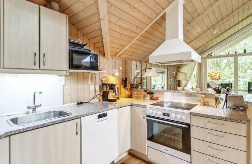 Skygge House | Holiday Home Ellica - 50km from the sea by Interhome