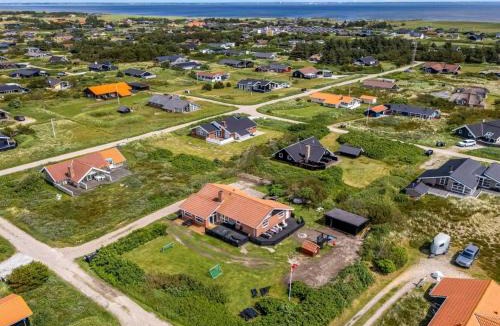 Nørre Lyngvig House | Holiday Home Elviira - 600m from the sea by Interhome