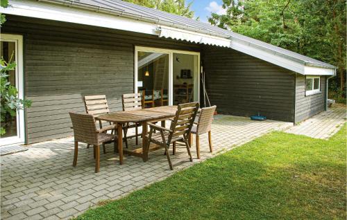 Ronde House | Holiday Home Eneb