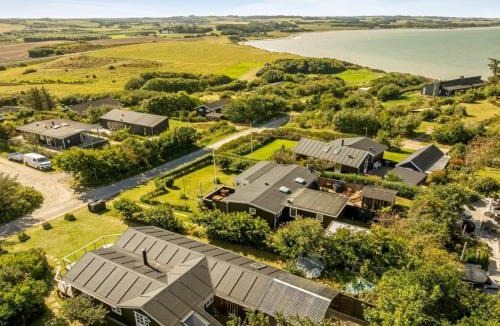 Remmer Strand House | Holiday Home Engelbertine - 210m to the fjord by Interhome