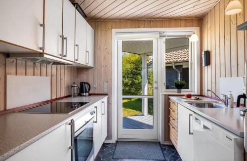 Nørre Fjand House | Holiday Home Ernesta - from the sea by Interhome