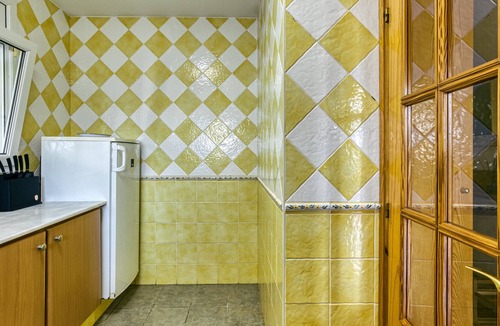 Bon Relax House | Holiday Home 'Elena' with Mountain View, Wi-Fi and Air Conditioning