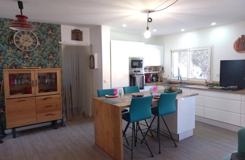 Sant Pere Pescador House | Holiday Home: Garden, BBQ, Kids' Playhouse