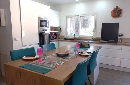 Sant Pere Pescador House | Holiday Home: Garden, BBQ, Kids' Playhouse