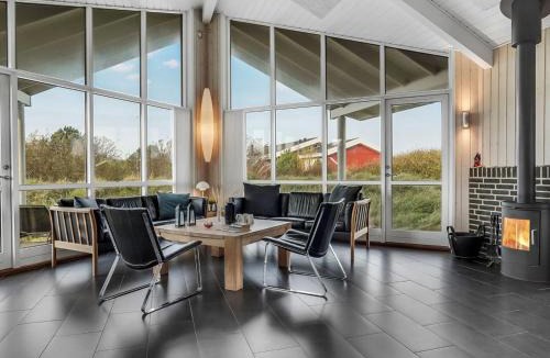 Hirtshals House | Holiday Home Eskil - 656m from the sea by Interhome