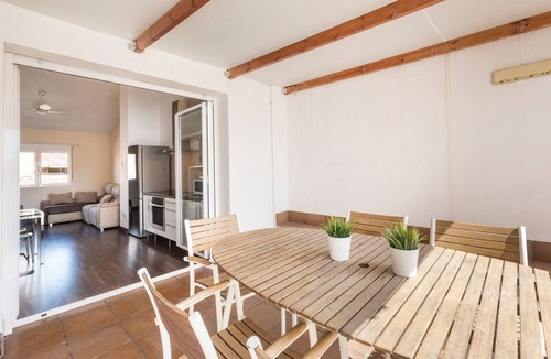 Espinardo House | Holiday Home "Espinardo" with Private Terrace & Wi-Fi