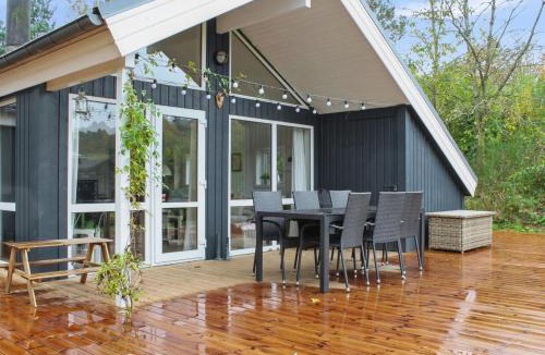 Lyngsbæk Strand House | Holiday Home Etel - 600m from the sea by Interhome