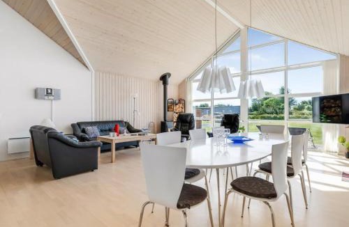 Haslevgarde House | Holiday Home Eve - 700m from the sea by Interhome