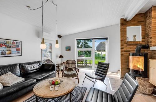 Klegod Strand House | Holiday Home Ewy - 300m from the sea by Interhome