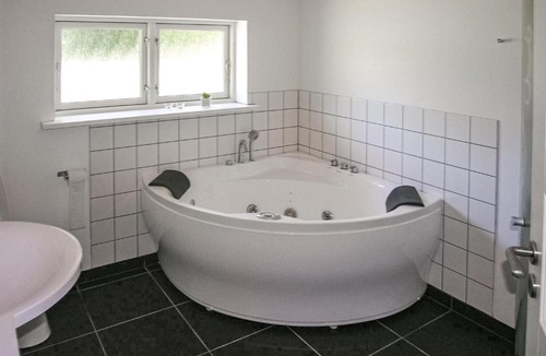 Fjellerup House | Holiday home Fælledvej Glesborg I