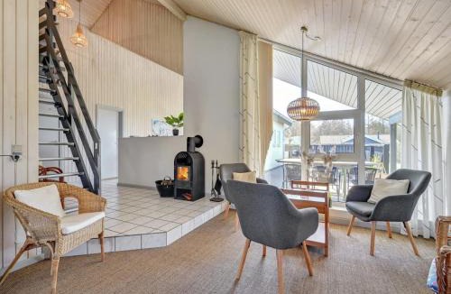 Nordenbro Vesteregn House | Holiday Home Faina - 100m from the sea by Interhome