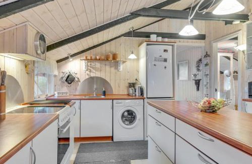 Egense House | Holiday Home Feliza - from the sea by Interhome