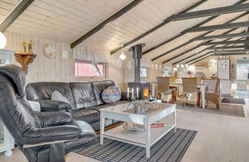 Egense House | Holiday Home Feliza - from the sea by Interhome