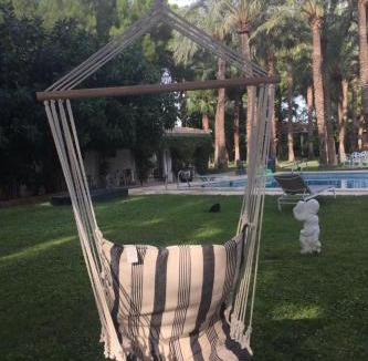 L'Eliana House | Holiday Home Ferienvilla El Oasis by Interhome