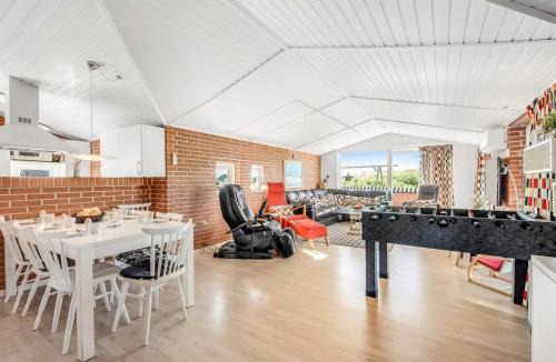 Bjerregard Strand House | Holiday Home Fia - from the sea by Interhome