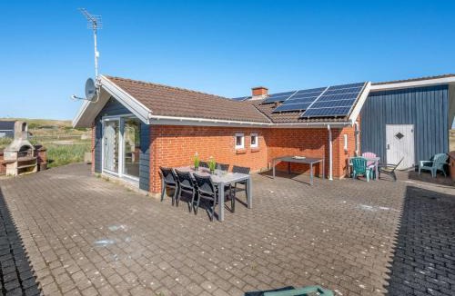 Bjerregard Strand House | Holiday Home Fia - from the sea by Interhome