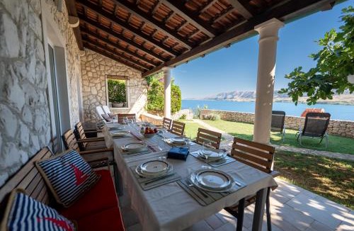 Zubovici House | Holiday Home Fiola